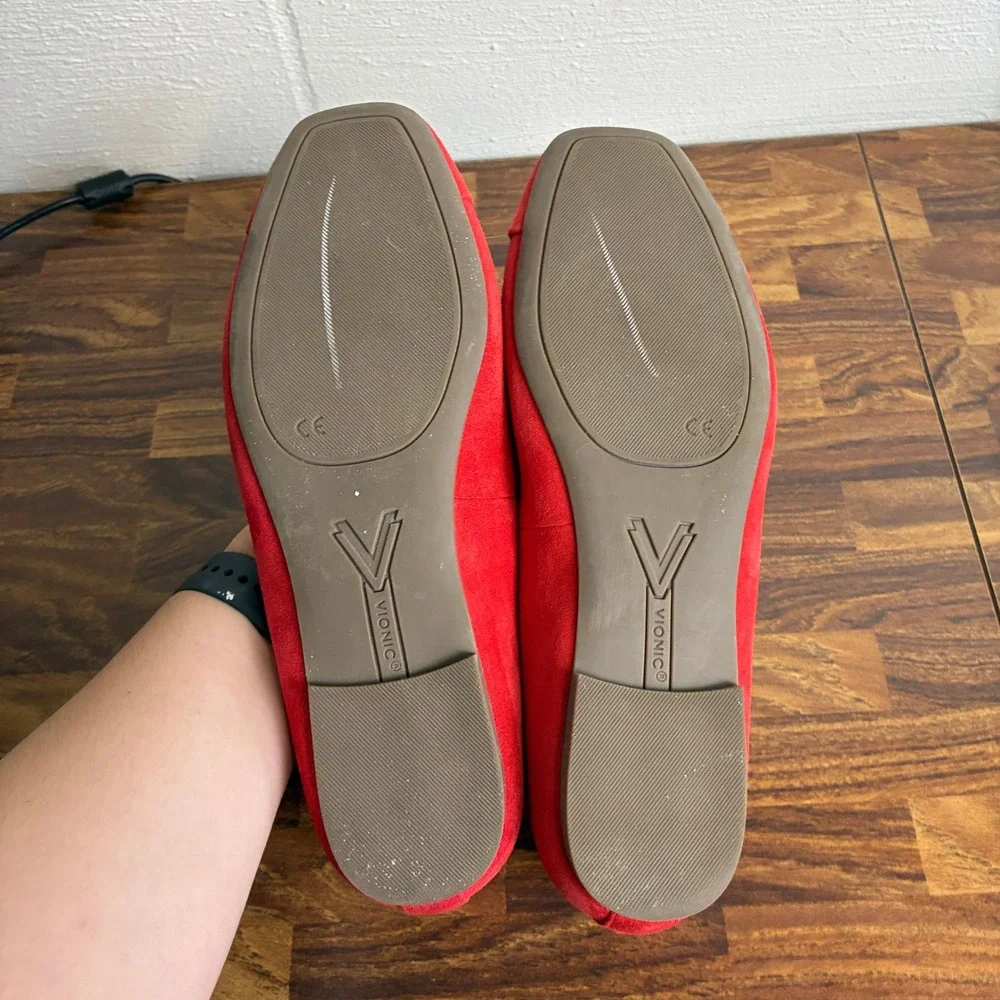 Vionic Womens Klara Suede Square Toe Bow Ballet Flat Size 9 Red